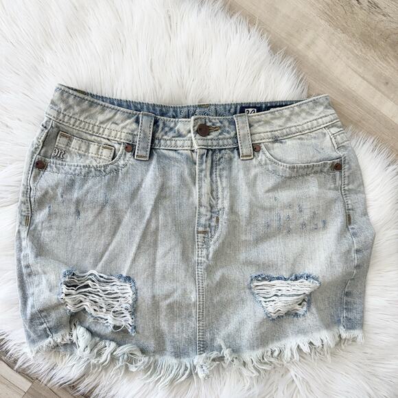 Miss Me Light Wash Distressed Mini Jean Skirt 29 11-3154 - Picture 1 of 4